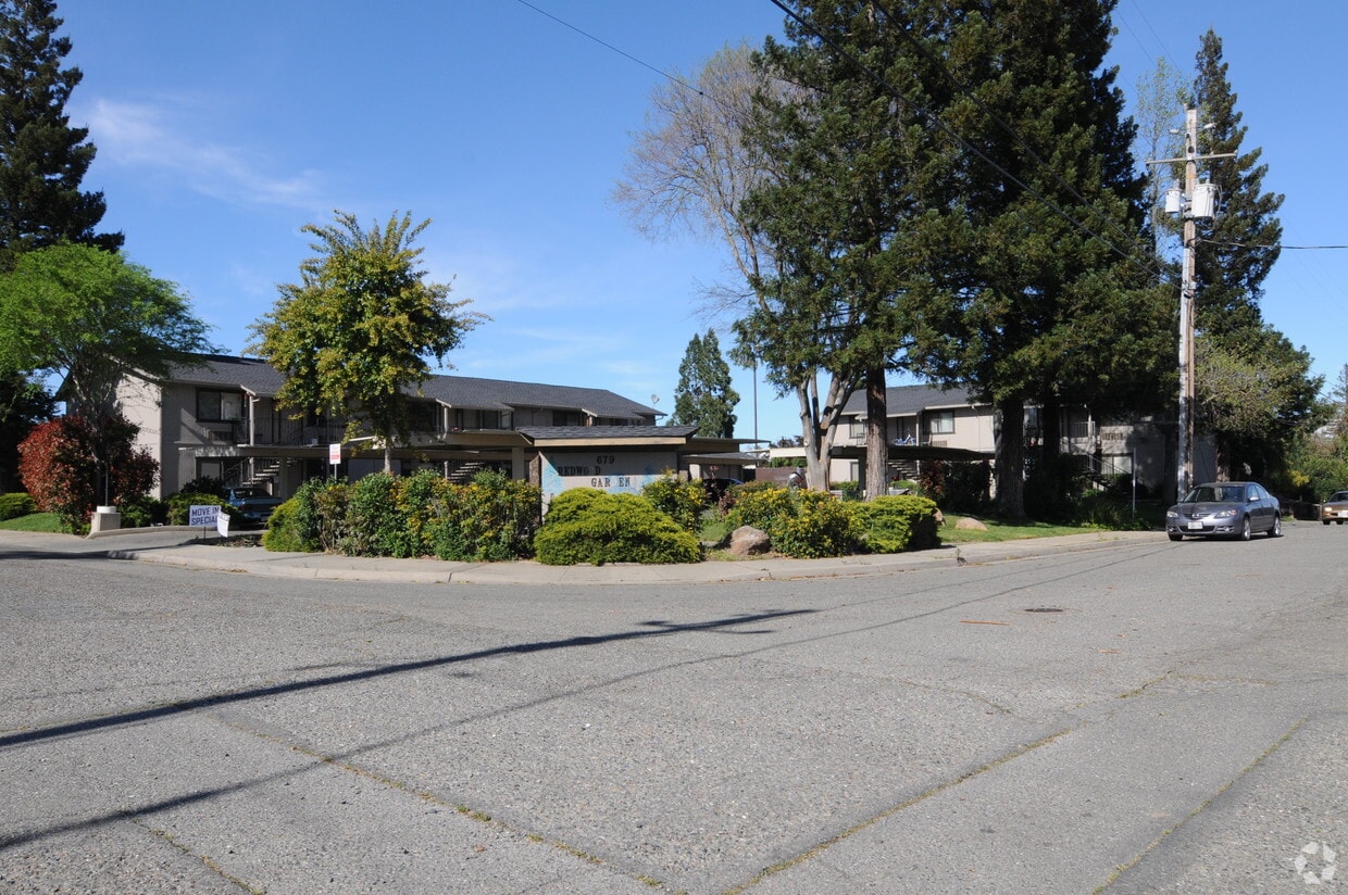 Primary Photo - Redwood Garden Apartments
