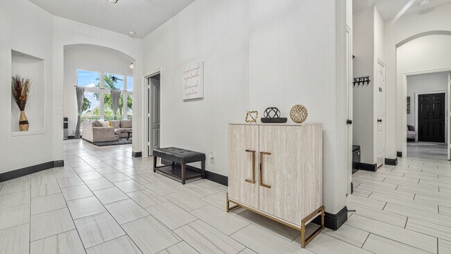 Building Photo - 2845 Lampasas Dr
