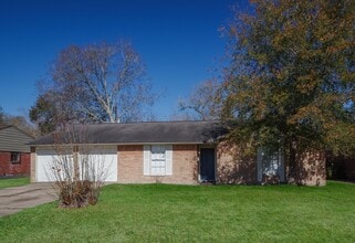 Building Photo - 4430 Grapevine St