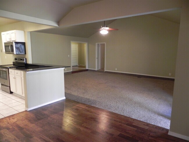 Foto del edificio - 7834 S 72nd E Ave