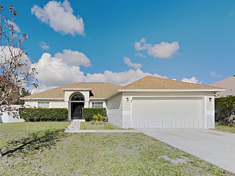 Primary Photo - 31 Altera Ct