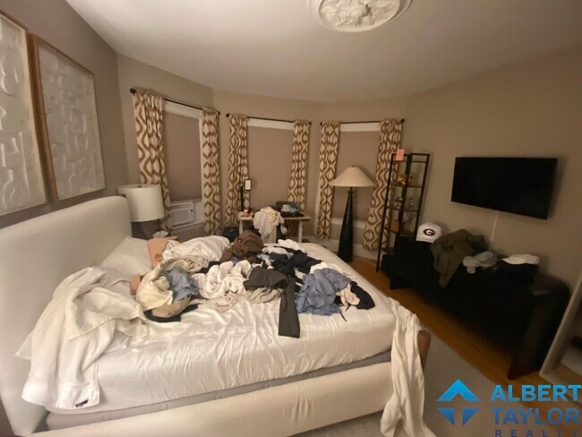 Foto del edificio - 13 Sachem St