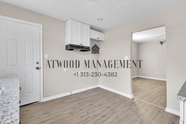 Foto del edificio - This beautifully updated 3-bedroom, 2-bath single-family home is ready for move-in!