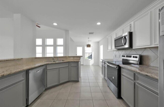 Foto del edificio - 22056 Knights Cove Dr