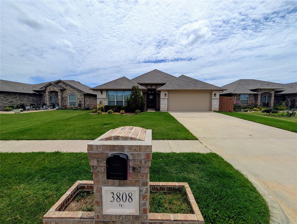 Foto principal - 3808 Manderly Pl