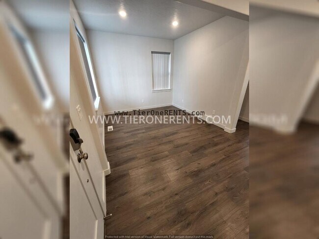 Foto del edificio - This property offers a NO DEPOSIT option available for qualified renters!