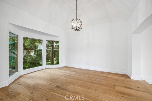 Building Photo - 2572 Bayshore Dr