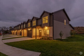 Building Photo - 124 Copperfield Wy