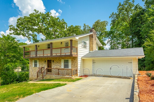 Foto del edificio - 508 Briar Park Ln