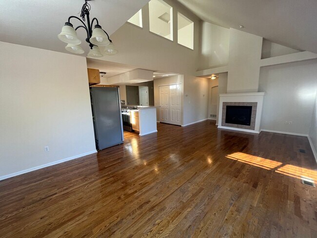 Foto del edificio - Beautiful Home in North East Fort Collins