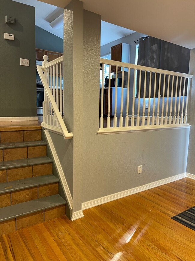 Foto del edificio - 3 bedroom single family house in Broomfield