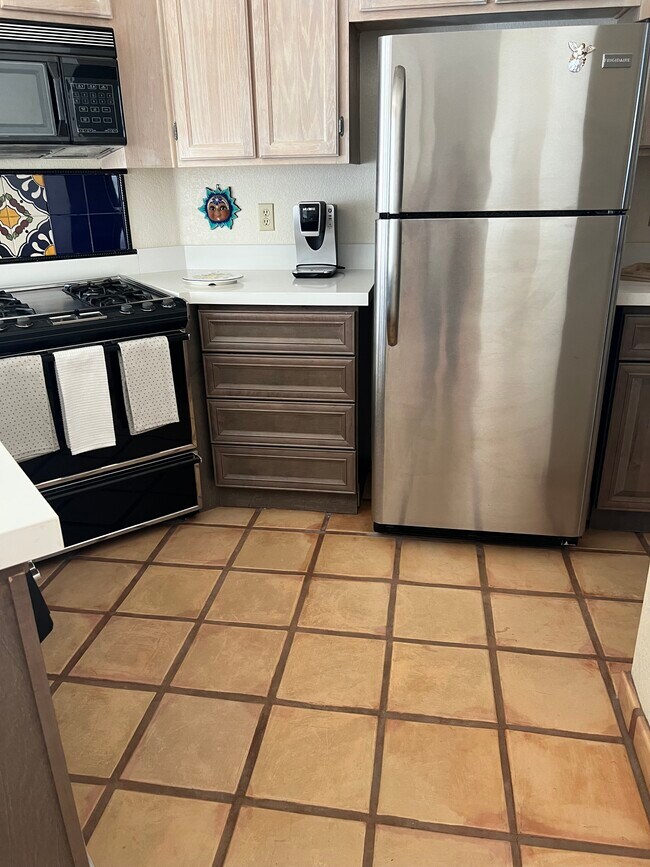 Foto del edificio - 69285 Rosemount Rd