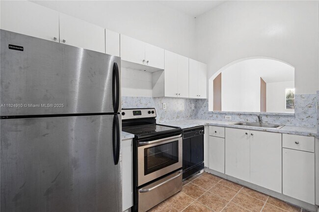 Foto del edificio - 2911 SE 13th Ave
