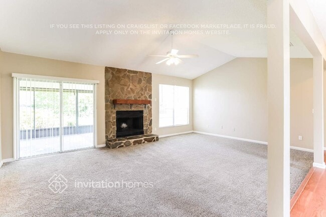 Building Photo - 2466 Ridgecrest Ave