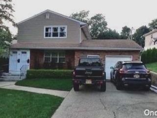 Primary Photo - 25 Hendrick Ave