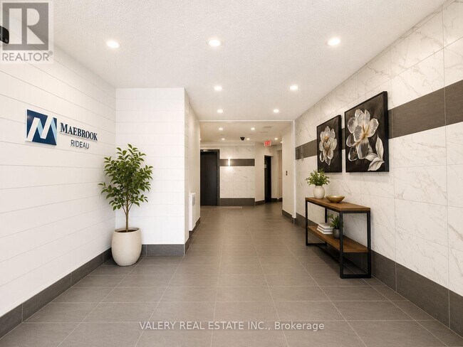 Photo du bâtiment - 350 Mayfield St