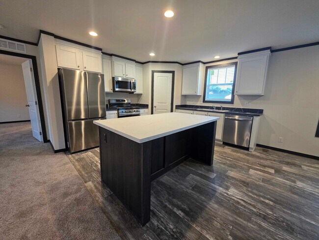 Building Photo - 2315 Ironwood Dr