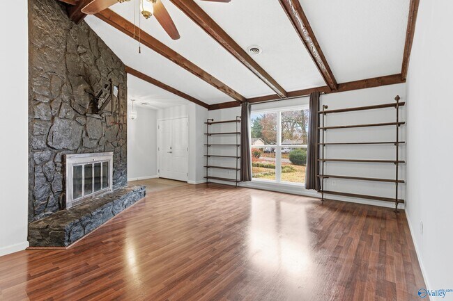 Foto del edificio - 4904 Middleton Ln NW