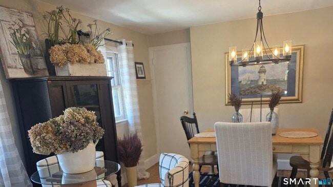 Building Photo - 84 E Main St