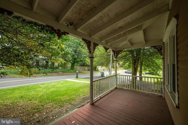 Foto del edificio - 1280 Bristol Rd