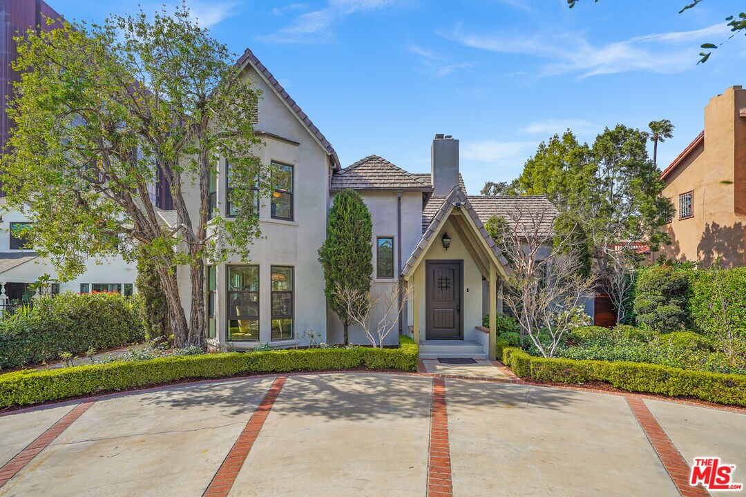 Primary Photo - 665 McCadden Pl