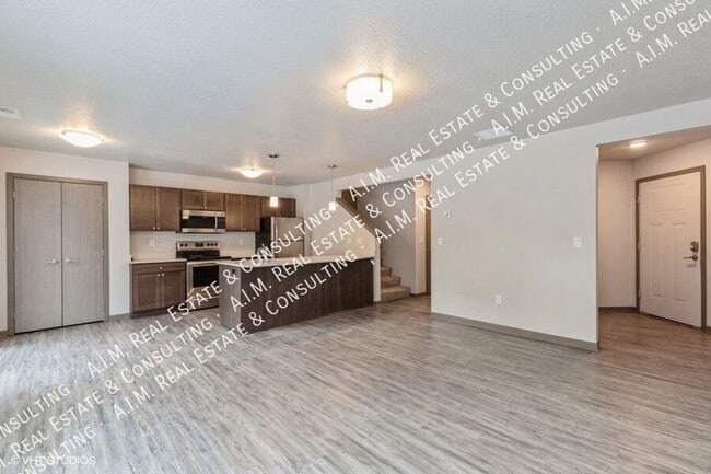 Foto del edificio - 4003 NW Cedarwood Ln