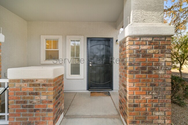 Foto del edificio - 1482 S Longspur Ln