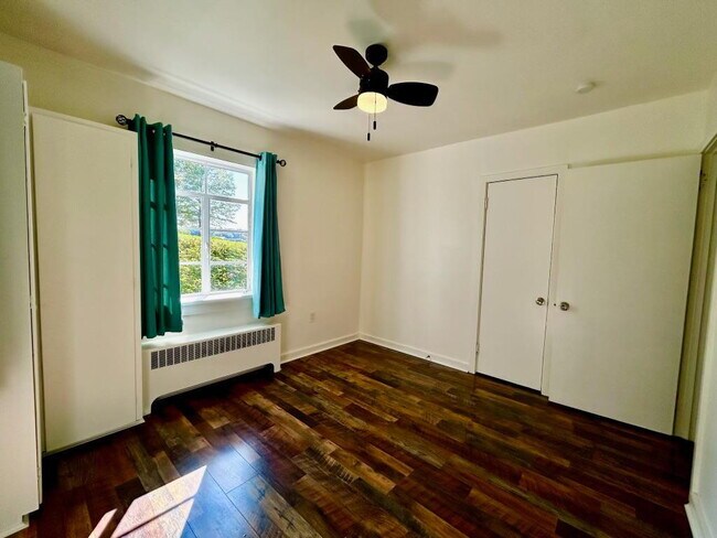 Foto del edificio - Welcome to this charming house built in 19...