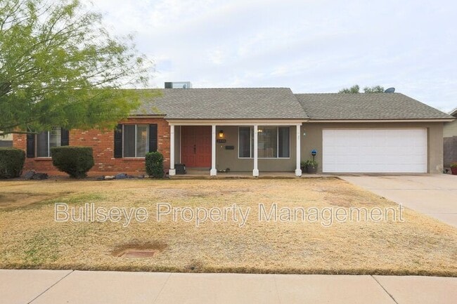 Photo - 2845 E Sierra St House