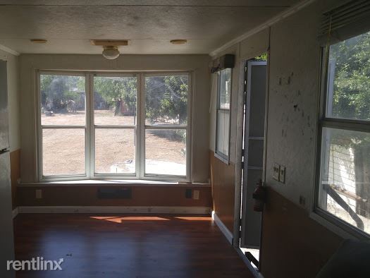 Building Photo - 3553 Valley Way