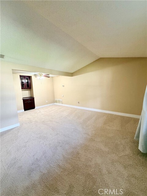 Foto del edificio - 15939 Tyrol Dr