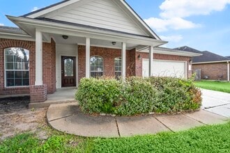 Building Photo - 7803 Blue Lake Dr