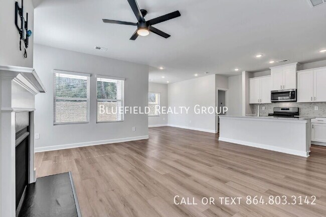Building Photo - 442 Harben Dr