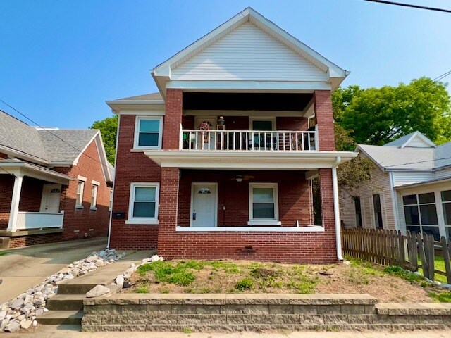 Foto principal - 3331 Wimberg Ave
