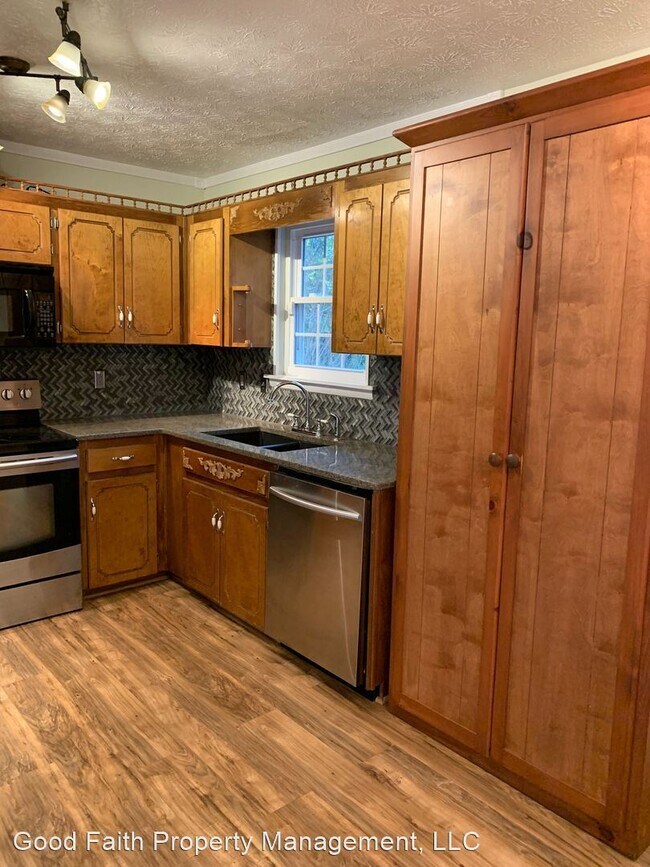 Building Photo - 3 br, 1.5 bath House - 34 Mountain Breeze