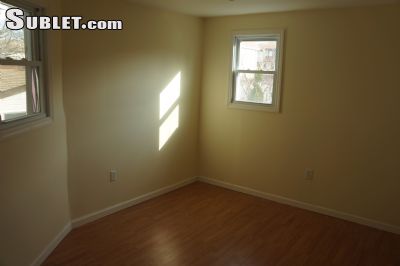 Foto del edificio - 753 Targee St