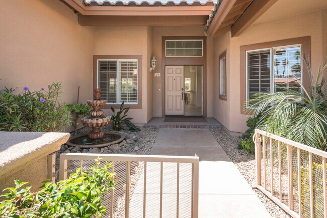 Building Photo - 28 Park Mirage Ln