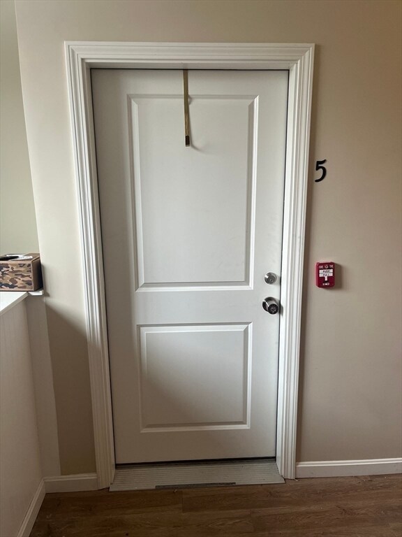 Building Photo - 54 Longmeadow Rd