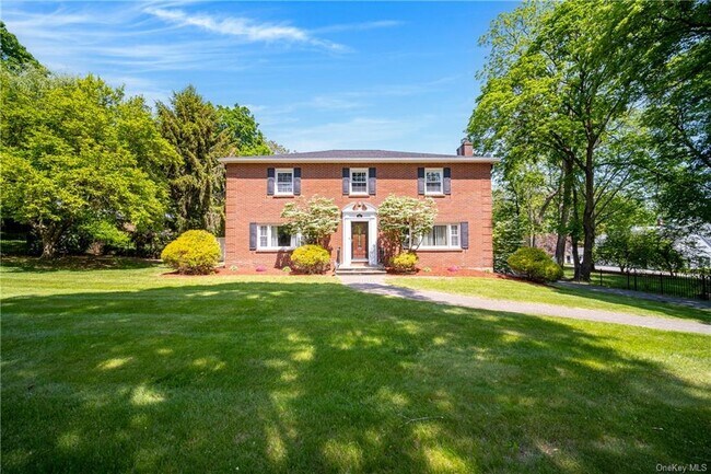 Foto del edificio - 60 Downing Ave