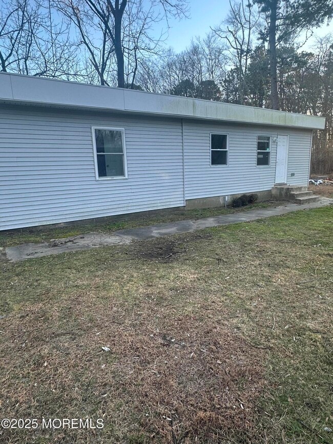 Building Photo - 244 Perrineville Rd