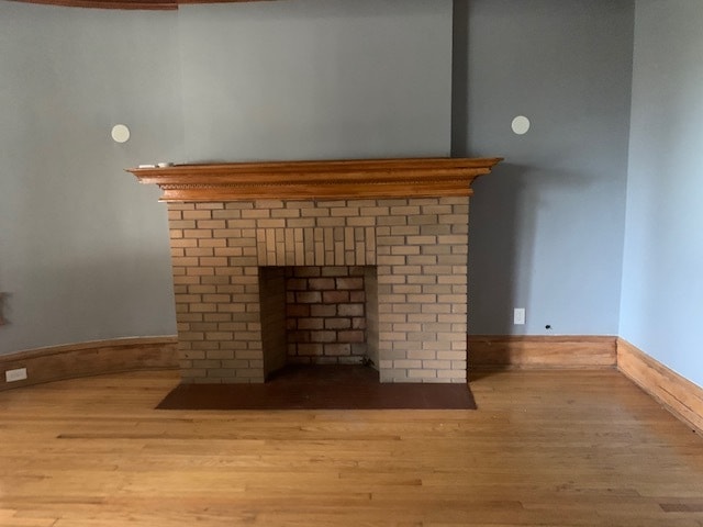 fireplace - 5124 S Michigan Ave