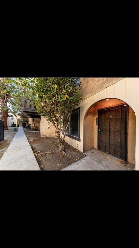 Building Photo - 141 Tiger Ln