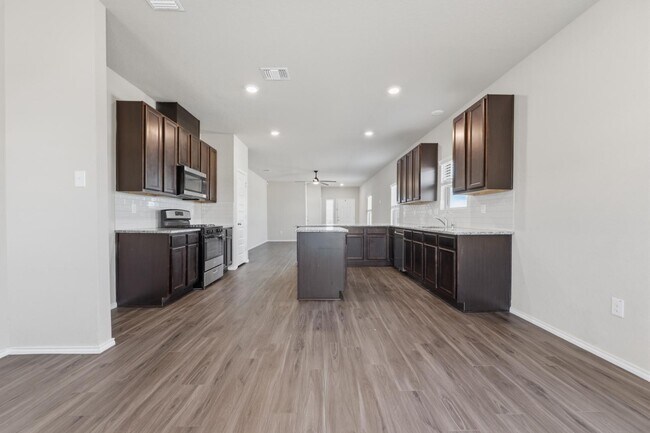 Foto del edificio - 186 Porcupine Ln