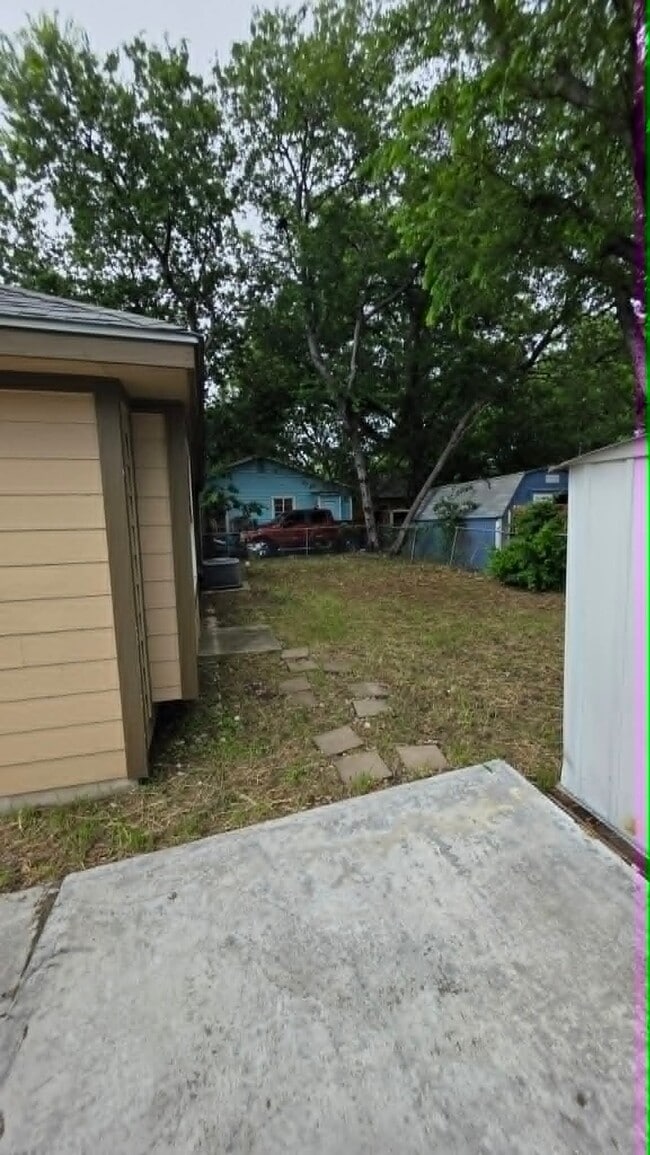Photo - 509 S Trinity St House