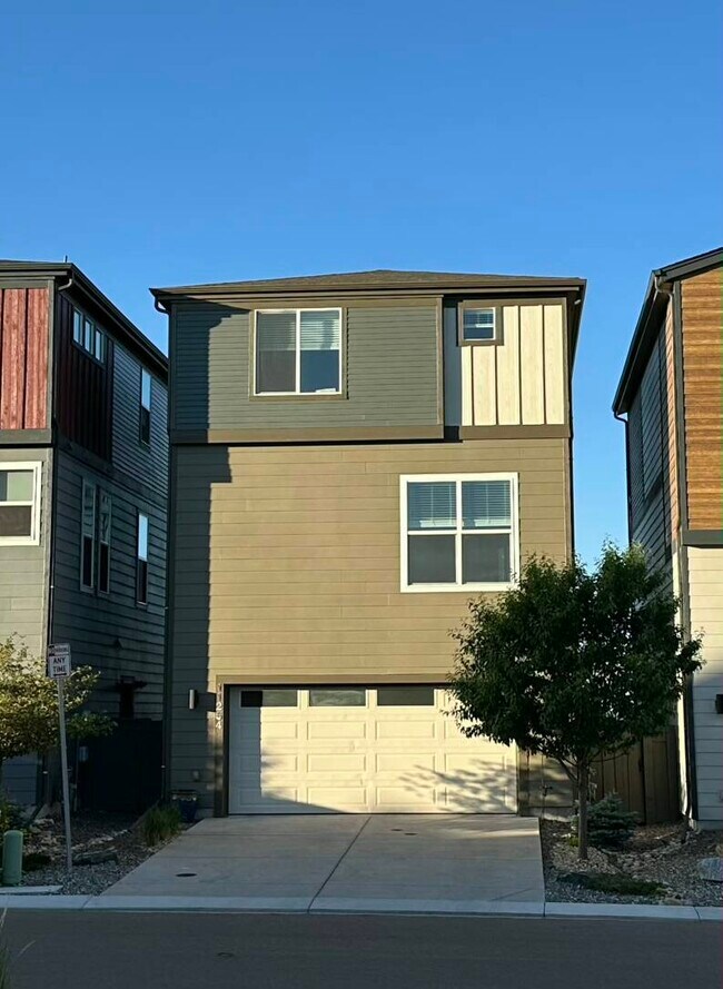 Photo - 11254 Modern Meadow Loop House