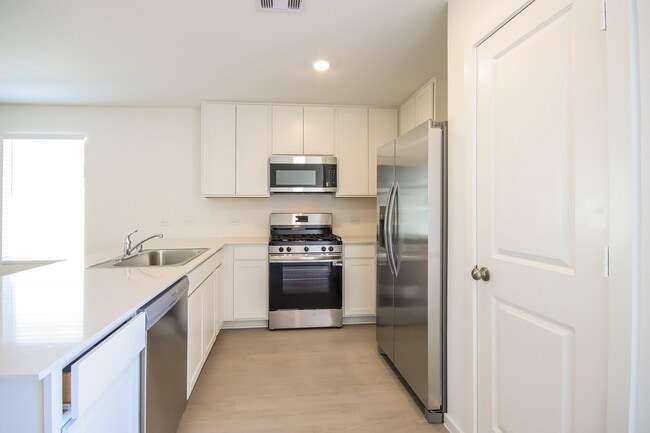 Foto del edificio - 10706 Lavender Cotton Ln