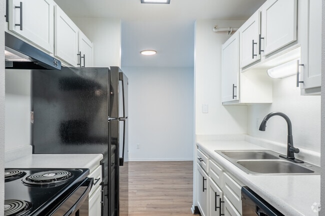 Interior Photo - ReNew at the Greens