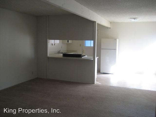 Building Photo - 623-625 Adeline Pl
