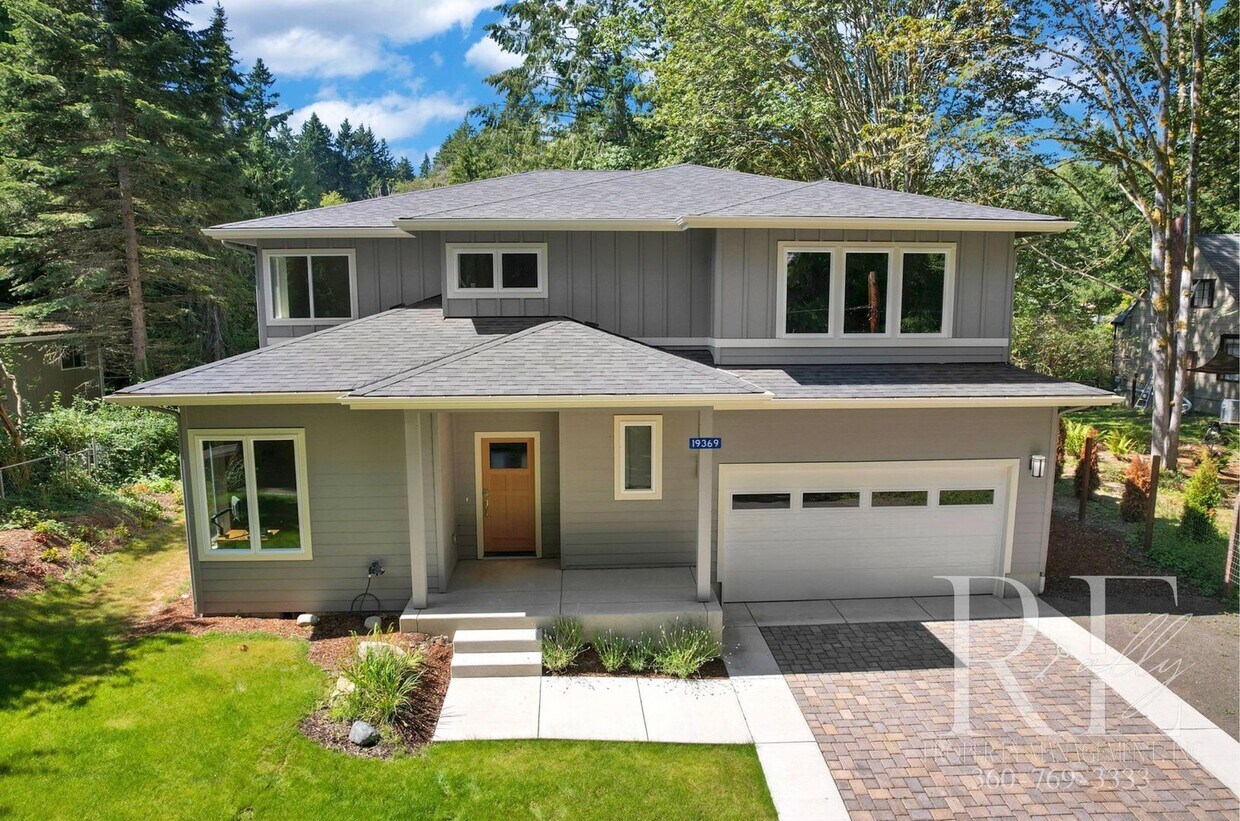 19369 Harris Ave NE, Suquamish, WA 98392 House Rental in Suquamish