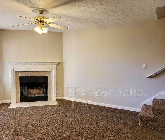 Building Photo - 97 Livingston Ln